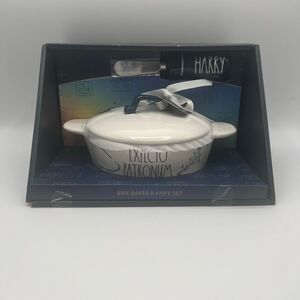 New Rae Dunn Harry Potter EXPECTO PATRONUM Brie Baker and HARRY Knife Set